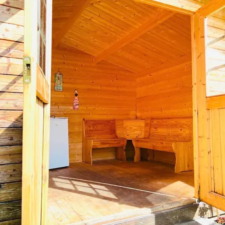 Modern 2-room With Garden