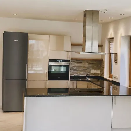 Modern 2-room With Garden Appartamento *